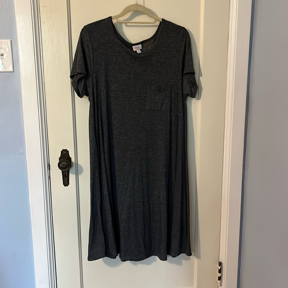 EUC LuLaRoe Carly dress M